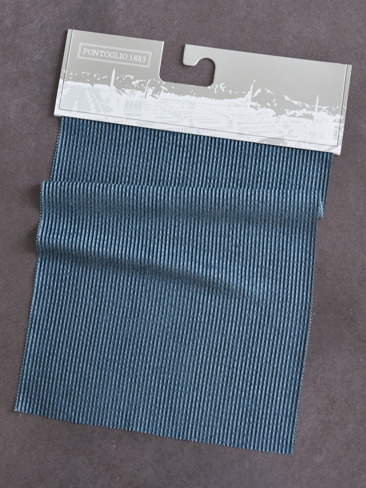 FLUID CORDUROY - M02 000 NL