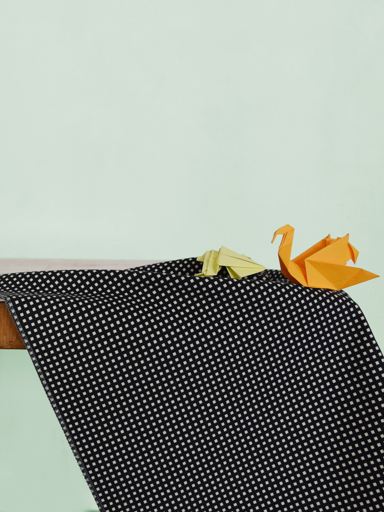 VELVET B&W - 122 G39 HL