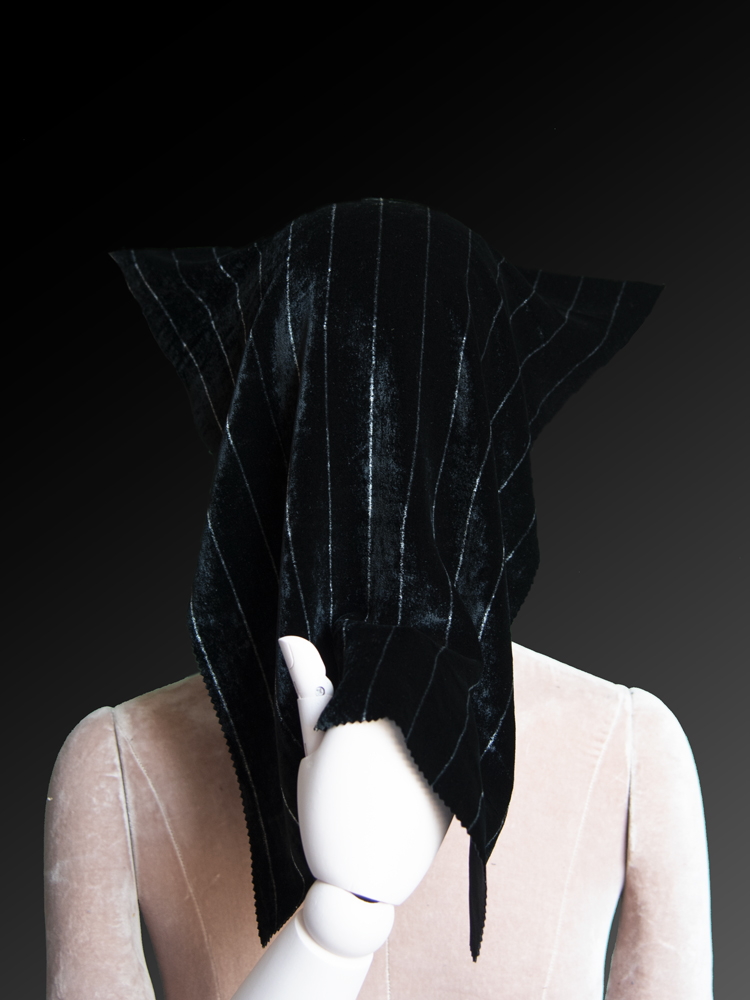 VELVET PINSTRIPE - L31 565 LV