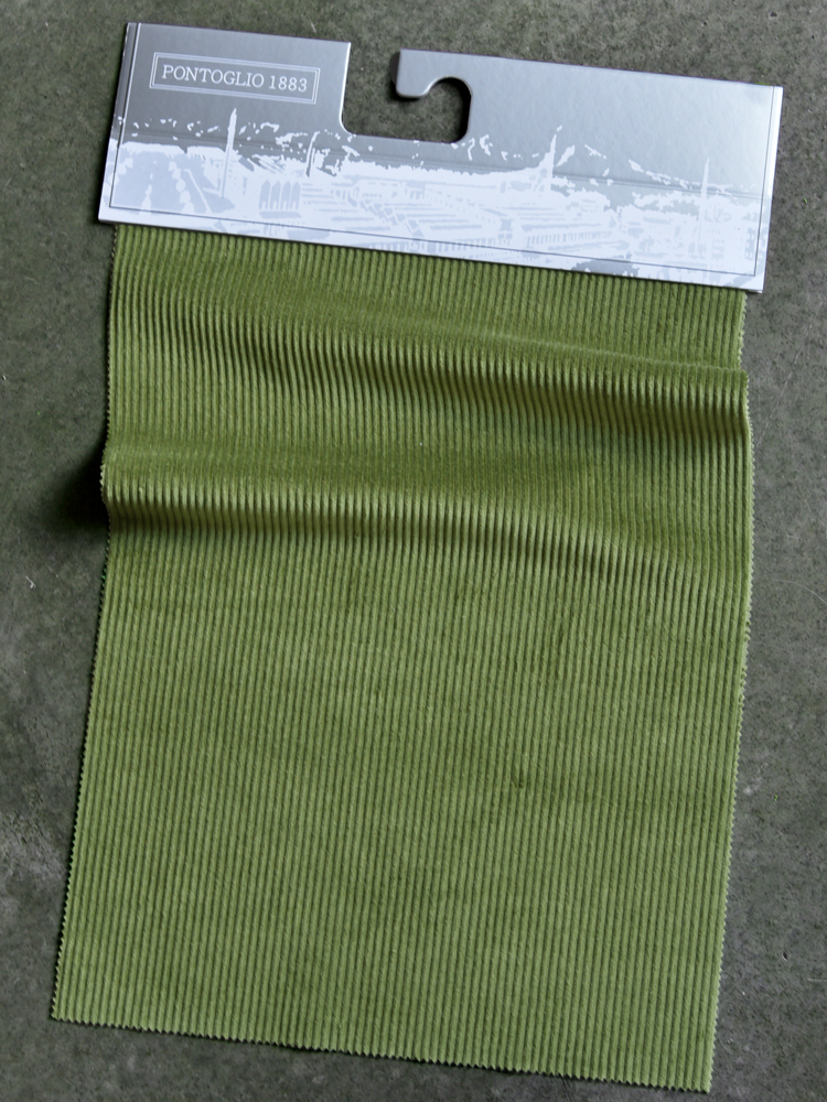 RAW CORDUROY - 284 000 LV
