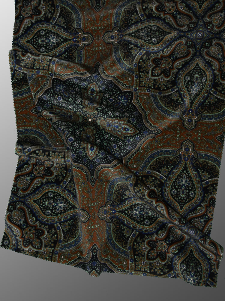 VELVET PAISLEY - 888 H47 LV