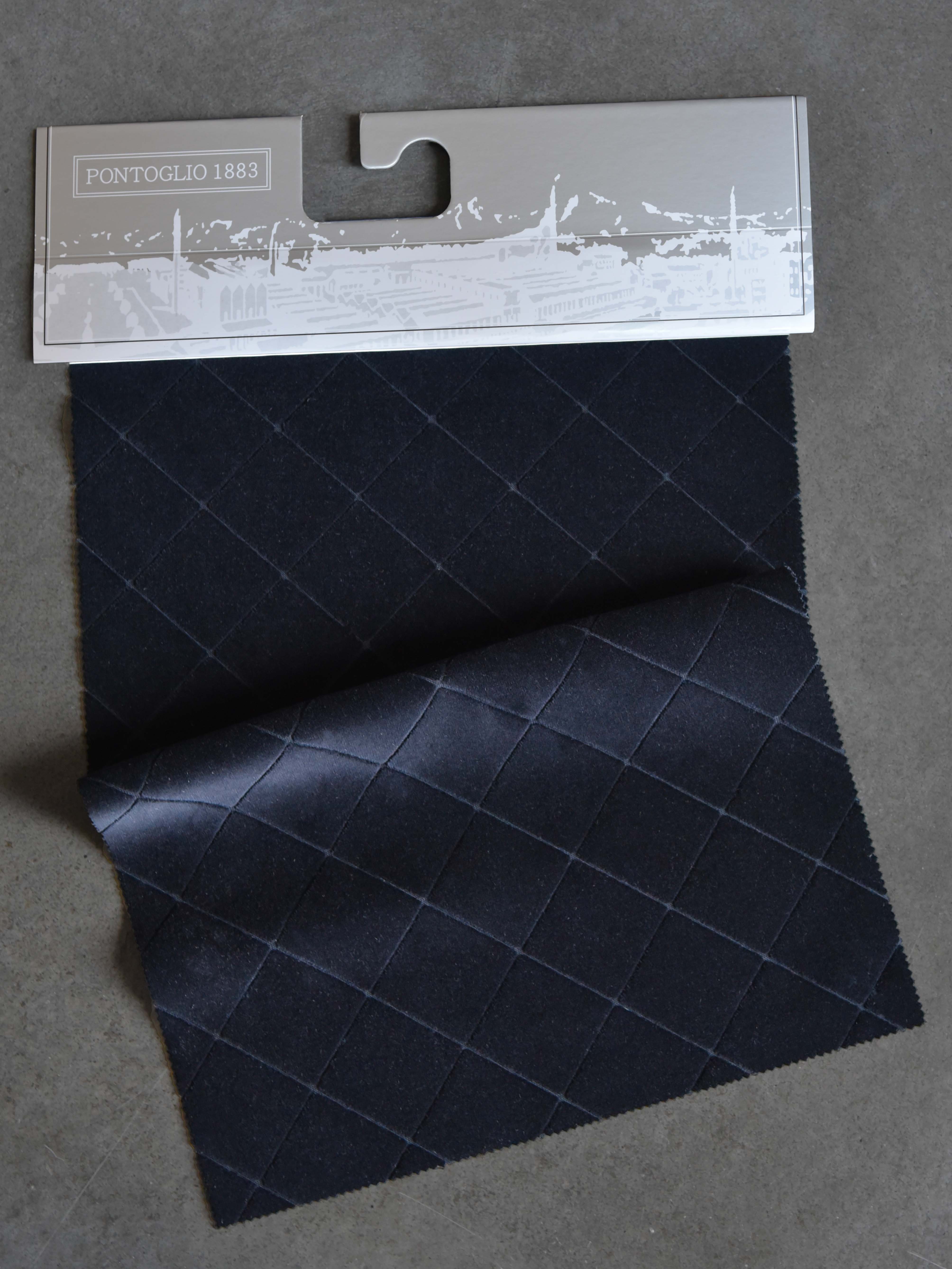 BLACK VELVET - V04 932 LV