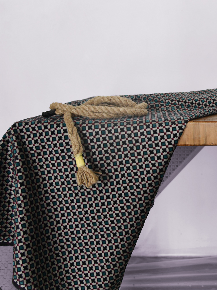 HORNAMENTAL TAPESTRY - 708 P20 HL