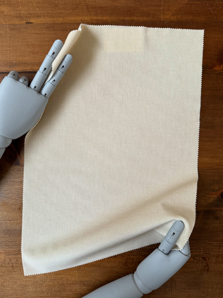 PRECIOUS - 219 000 LV