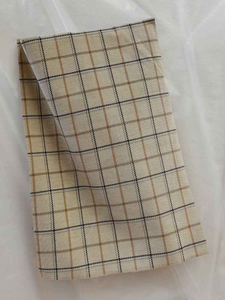 CHECK YARN DYED - W74 072 LV