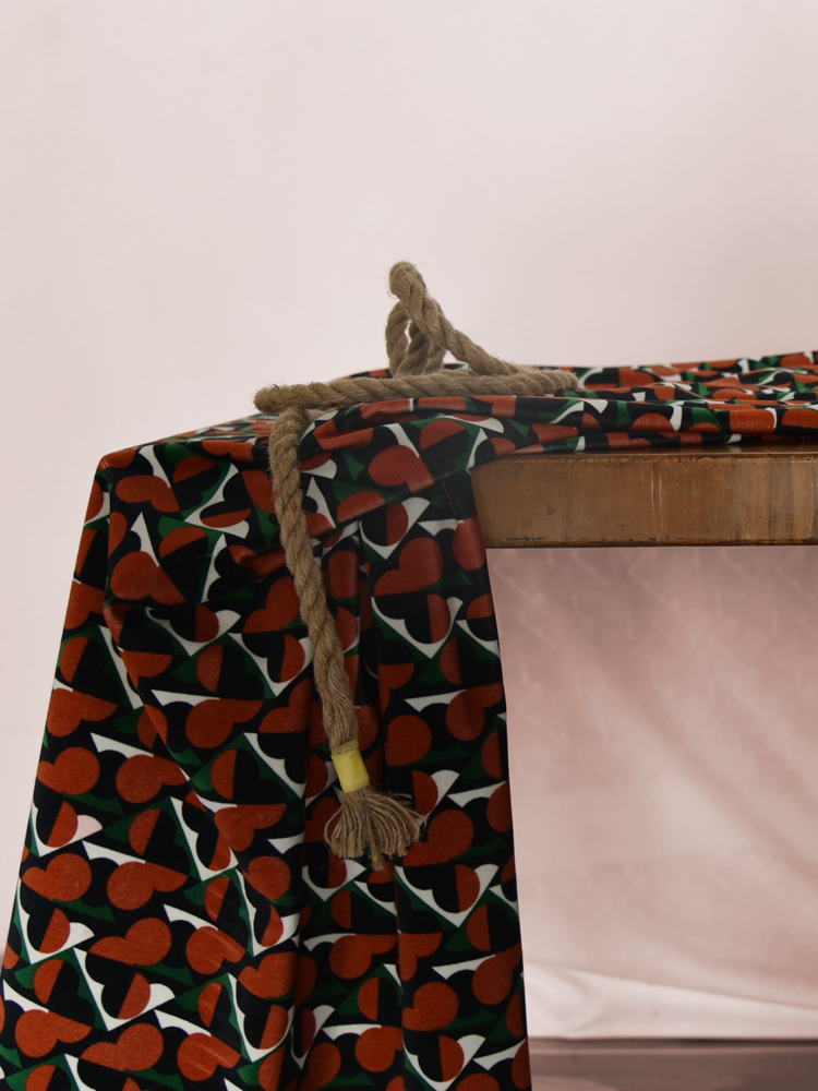 HORNAMENTAL VELVET - 729 P93 H0