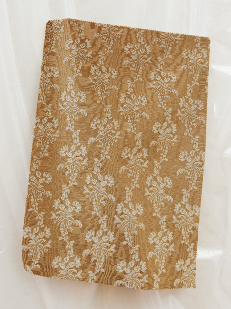 ORNAMENTAL - 729 HK9 LV