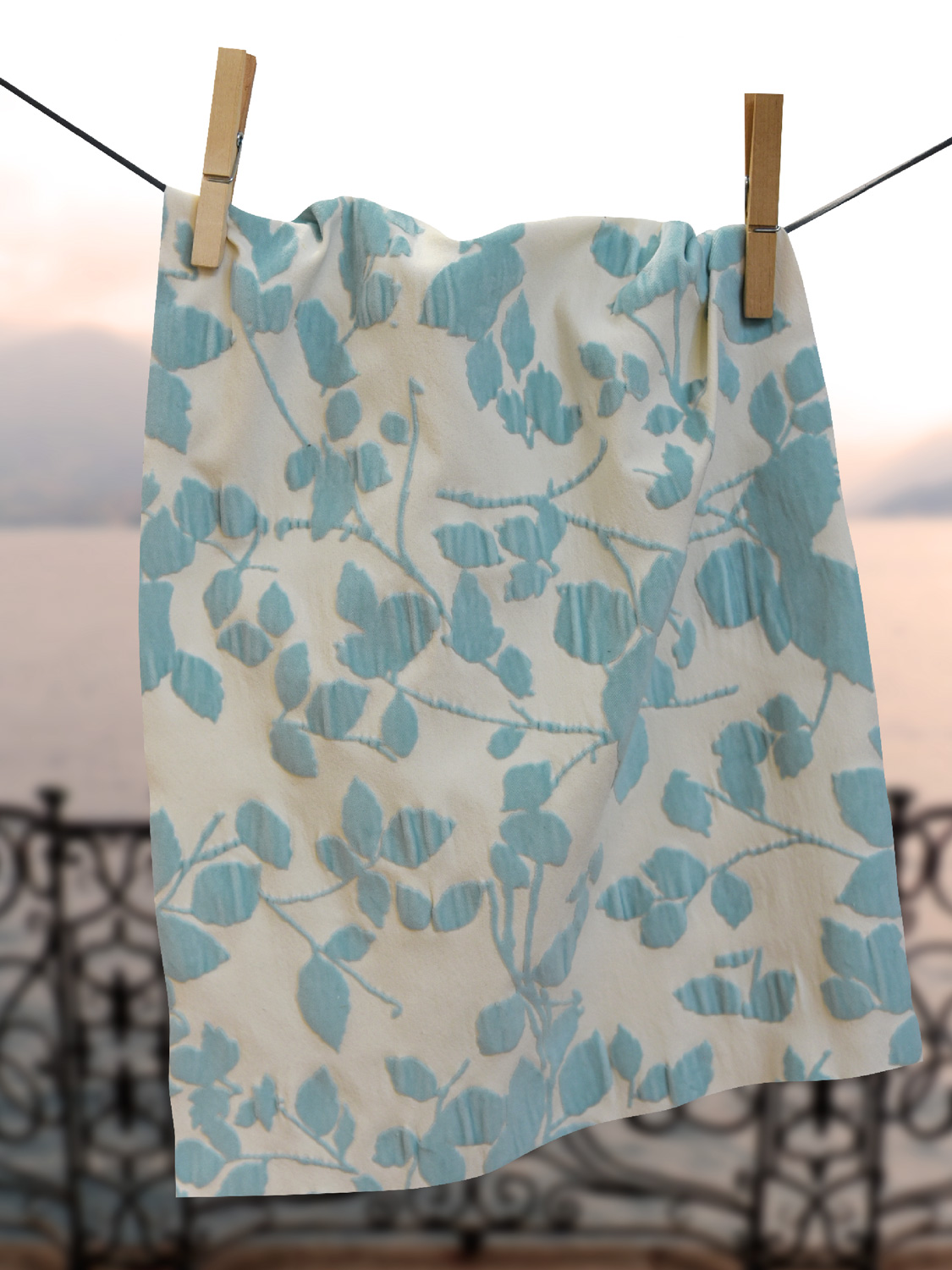 VELVET 3D - L65 S17 YL