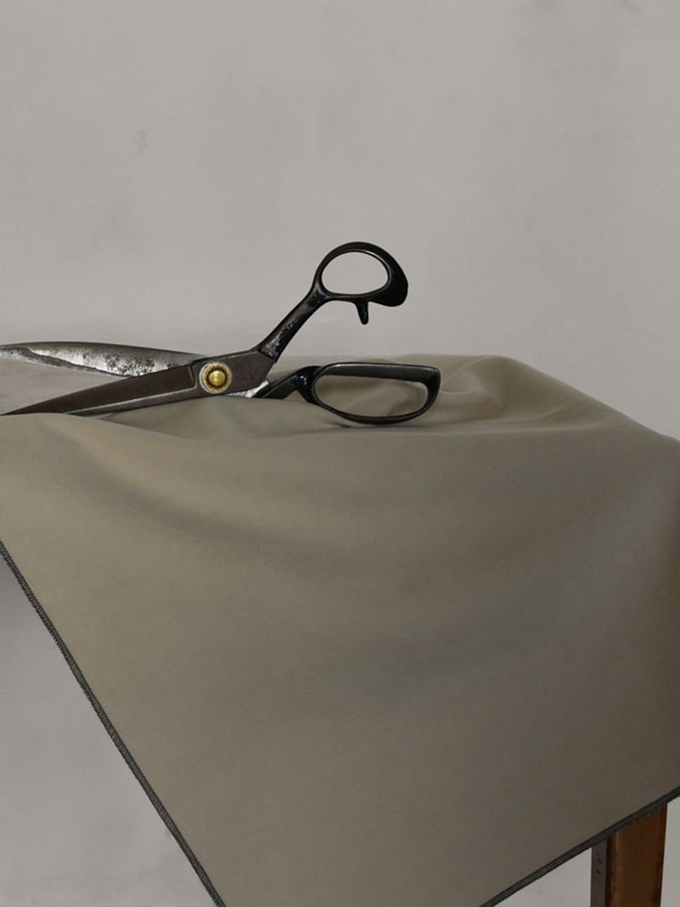 MOLESKIN - 122 000 HF