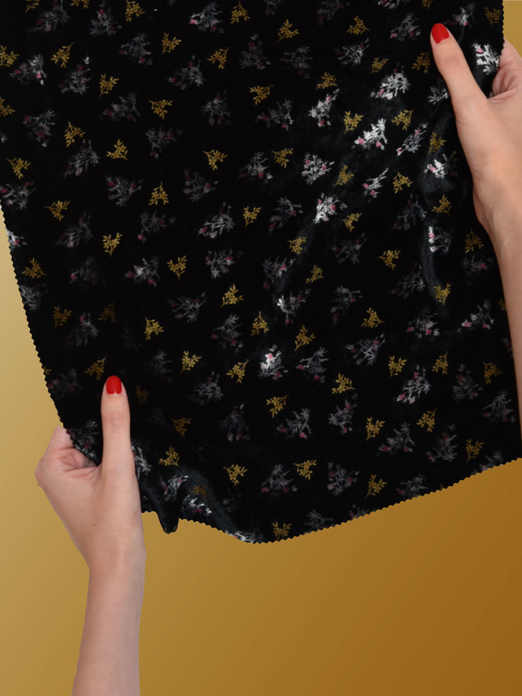 VELVET ROMANTIC FLOWERS - L31 888 LV