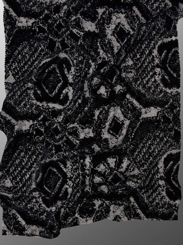 LIQUID VELVET BLACK & WHITE DEVORE' - L31 W17 LV