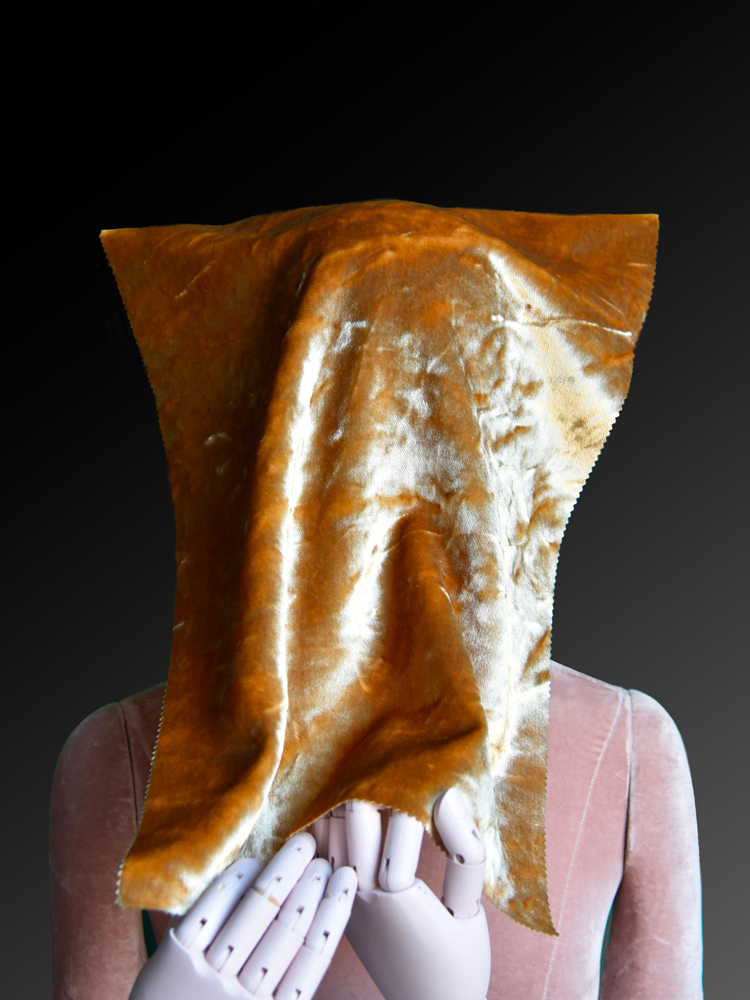 FUR - L90 000 AV