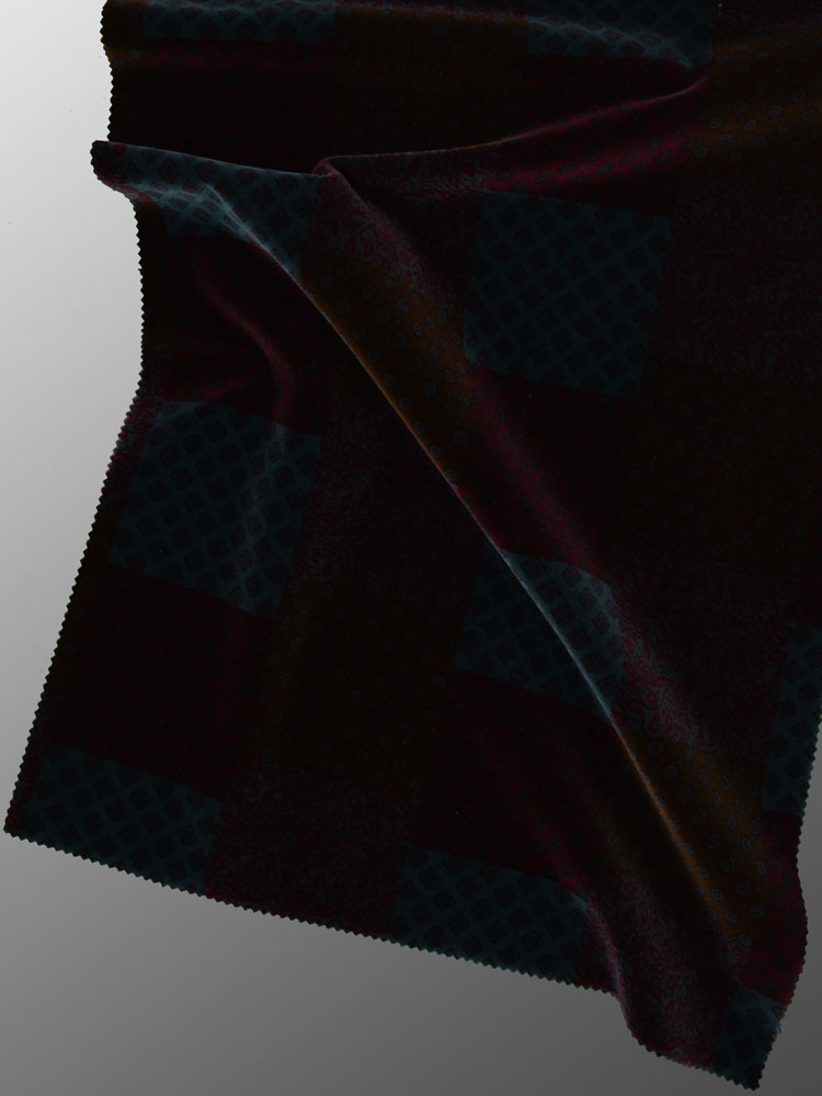 VELVET PAISLEY - 700 087 N0