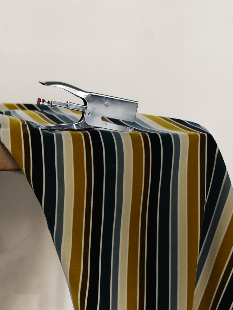 VELVET STRIPES - 708 D89 HL