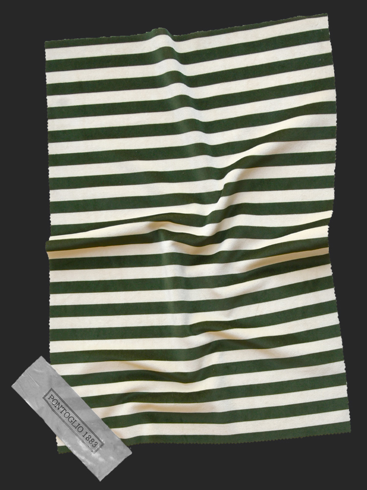 STRIPES - 700 IB2 AV