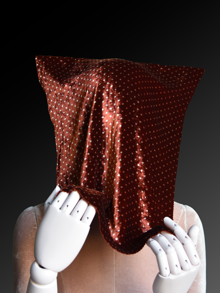 VELVET POIS - L31 0M3 LV