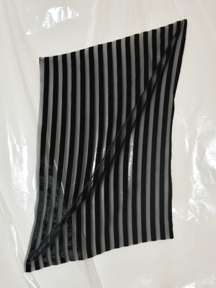 NIGHT SHADE - L70 N84 LV