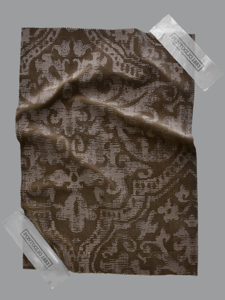 BROCADE - 700 FK0 N