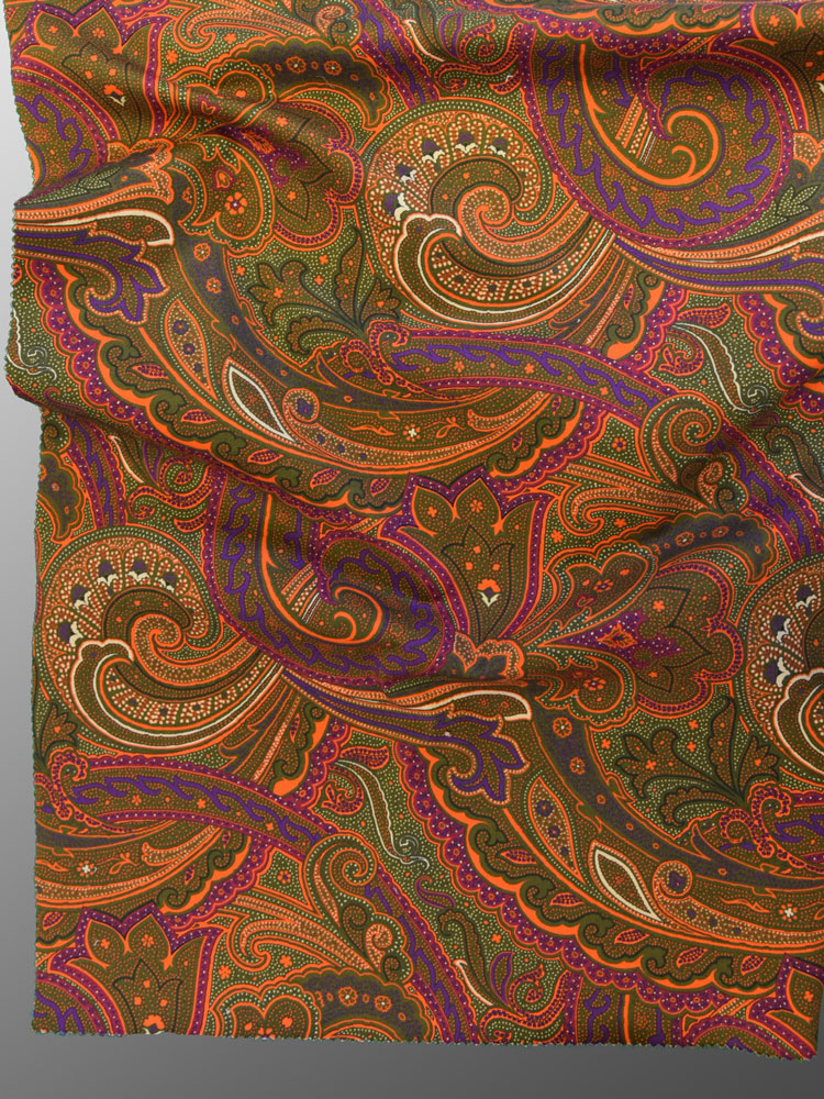 PAISLEY - E76 E06 LV