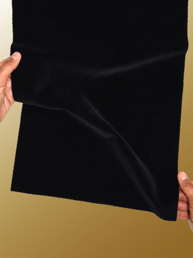 VELVET SHADOW - 888 D72 N0