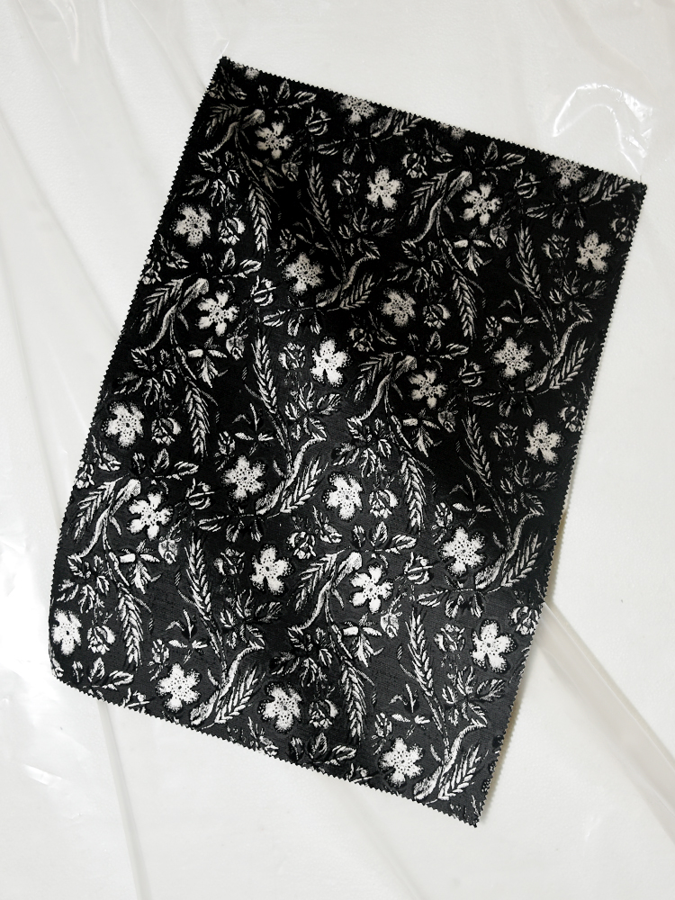 ORNAMENTAL - 729 HK7 LV