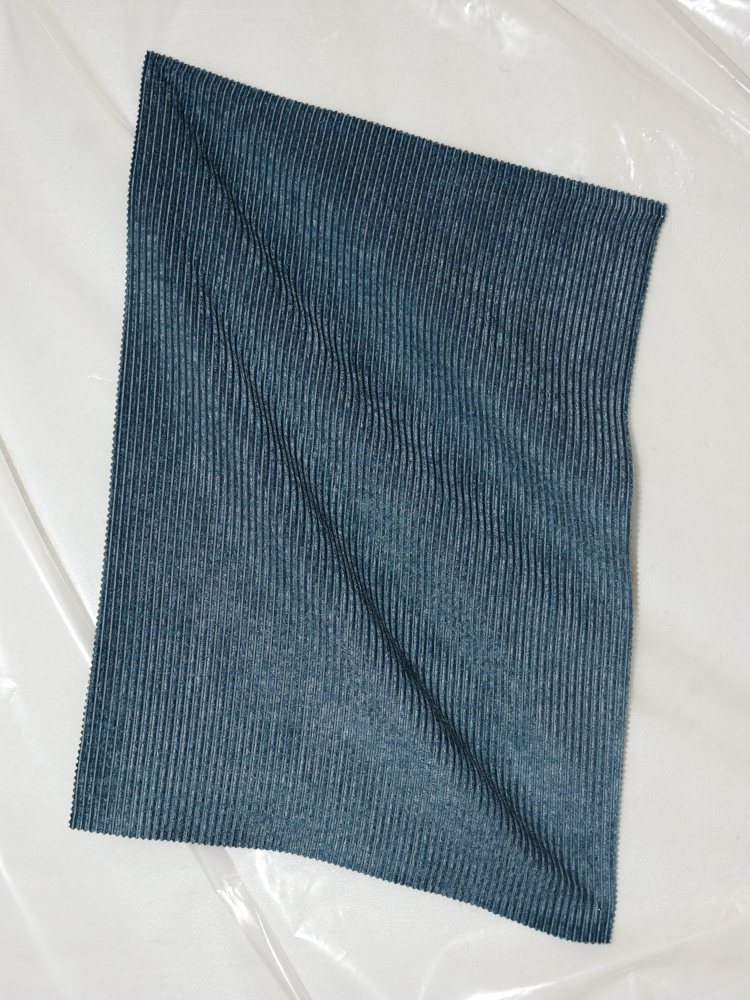 LIQUID CORDUROY - M02 000 NL