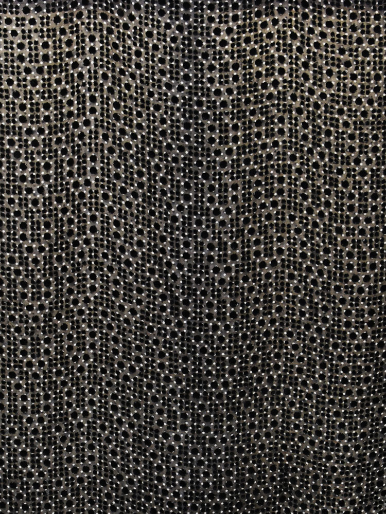 BLACK & WHITE - L31 W15 LV 